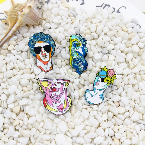 Creative Pop Art Abstract Sculpture Enamel Brooch Classic David Head Sunglasses Planet Artistic Alloy Painted Badge Pin Accessory