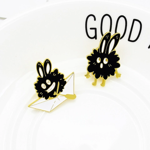 Cartoon Roetmannetje Konijnenoor Legering Emaille Broche Speld Voor Kleding Tas Decoratie Schattige Japanse Stijl Badge Sieraden Cadeau