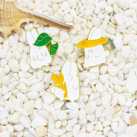Simpatica Spilla in Smalto a Forma di Coniglio in Lega Verniciata Con Cappello Foglia di Grano per Donne Ragazze Gioielli
