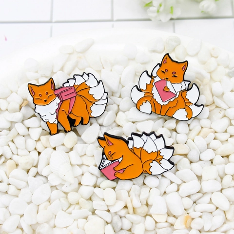 Cartoon Nine Tailed Fox Enamel Brooch Alloy Lacquered Animal Pin For Bags Clothes Backpack Cute Kitsune Jewelry Badge Gift