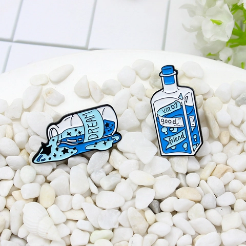 Spille alla Moda in Lega di Smalto Bottiglia alla Deriva Sogno Blu Cielo Stellato Distintivi per Amici Regalo Spilla per Risvolto
