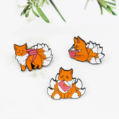 Cartoon Nine Tailed Fox Enamel Brooch Alloy Lacquered Animal Pin For Bags Clothes Backpack Cute Kitsune Jewelry Badge Gift