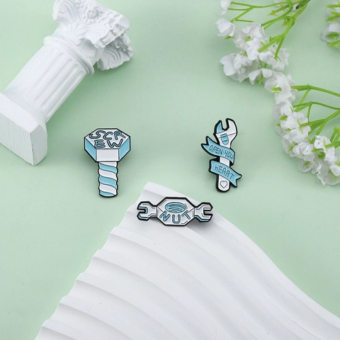 Creative Alloy Enamel Tool Brooch Pin Open Your Heart Wrench Screw Nut Blue White Badge For Backpack Clothing Jacket