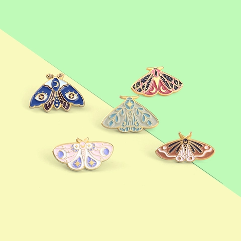 Geheimnisvolle Stern Mond Emaille Motte Brosche Vintage Zinklegierung Insekt Schmetterling Pin Für Rucksack Kleidung Damen Herren Schmuck