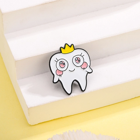 Fashion Cartoon Tooth Enamel Brooch Pins For Women Men Zinc Alloy Painted Tooth With Crown Glasses Brushing Tooth Skull Jewelry