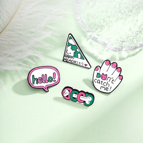 Cartoon Zinc Alloy Enamel Brooch Pins Cute Cat Hand Hello Dialogue Bubble GOOD Bone Badges Fashion Lapel Pins Jewelry
