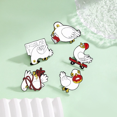 Ensemble de Broches en Émail Pigeon Drôle Créatif Badges d'Animaux d'Oiseaux Blancs en Alliage Vernis de Cuisson pour Sac à Dos