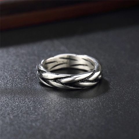 Anello a Fascia Intrecciata in Acciaio Inossidabile Vintage Ossidato Minimalista Anello da Dito Impilabile per Uomo Donna Gioielli