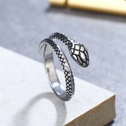 Anello a Serpente in Acciaio al Titanio Vintage per Uomo Donna Punk Gothic Anello Avvolgente Animale Trama a Scaglie Gioielli