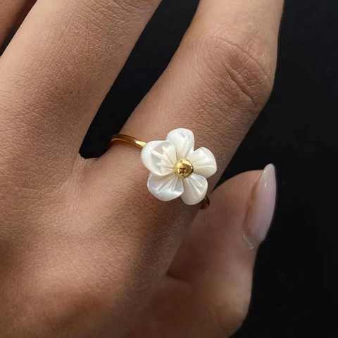 Floral Ring And Stud Earrings Jewelry Stainless Steel Gold Plated Mother Of Artificial Pearl Look Waterproof Elegant For Women