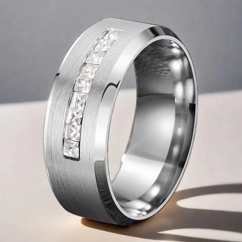 Bague pour Homme en Acier au Titane Argent Brossé Design de Niche Incrustée de Strass Style Ins Bijoux Minimalistes Cadeau