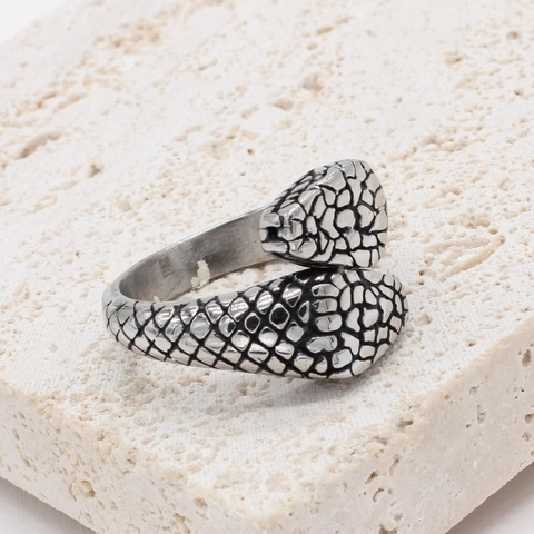 Anello Doppia Testa di Serpente Vintage Acciaio Inossidabile Trama Squame di Serpente Gioielli Punk Gothic Accessorio Unisex