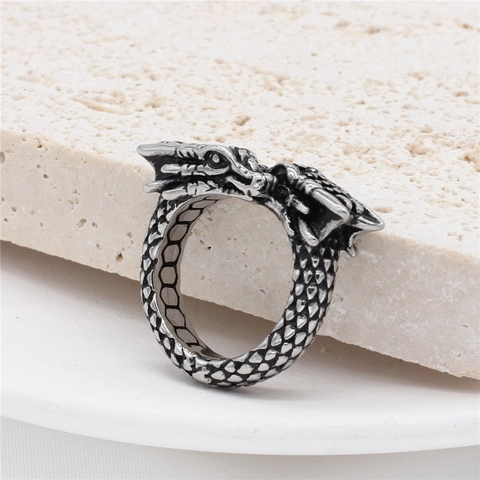 Anello da Uomo Vintage in Acciaio Inossidabile a Forma di Drago Punk Retro Scaglia di Drago Gioielli Gothic Biker Tono Argento Antico