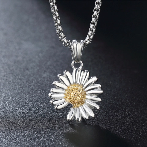 Collar Con Colgante de Margarita de Acero de Titanio Para Mujer Estilo Coreano Pétalos Plateados Núcleo Dorado Joyería
