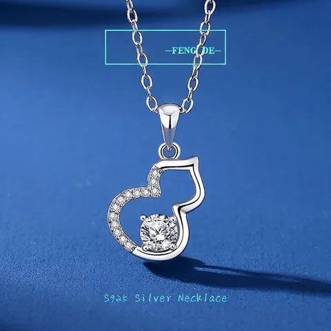925 Sterling Silver Moissanite Gourd Pendant Necklace Hollow Hulu Design For Women Sparkling Zirconia Inlaid Jewelry Accessories Elegant Birthday Gift