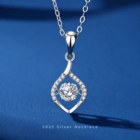 925 Sterling Silver Dancing Stone Necklace For Women Simple Moissanite Zirconia Heart Teardrop Pendant Fashion Clavicle Chain Jewelry