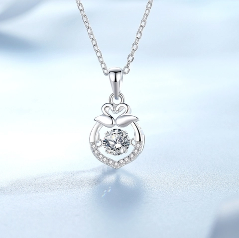 925 Sterling Silver Swan Heart Pendant Necklace For Women Moissanite Zirconia Dancing Stone Light Luxury Jewelry Birthday Gift