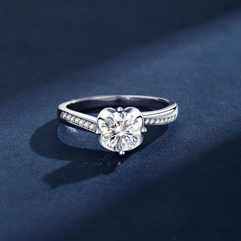 Klassischer S925 Sterlingsilber Vier-Krappen Moissanit Zirkonia Ring Für Damen Luxus Verlobung Hochzeit Brautschmuck Geschenk
