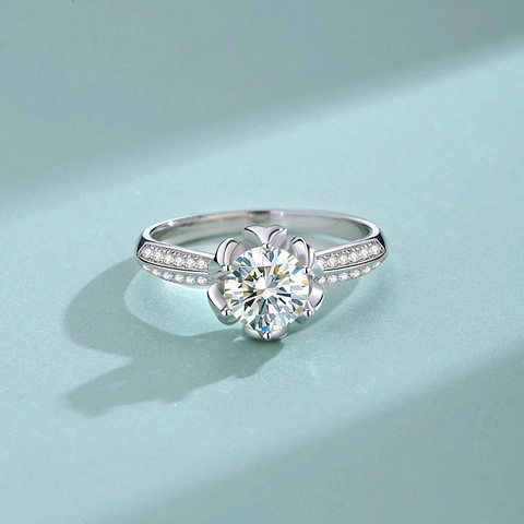 Klassischer Lotus Sechs-Klauen-Ring Aus 925 Sterlingsilber Für Damen Funkelnder Moissanit Zirkonia Verlobungsring Hochzeitsband Schmuck Geschenk
