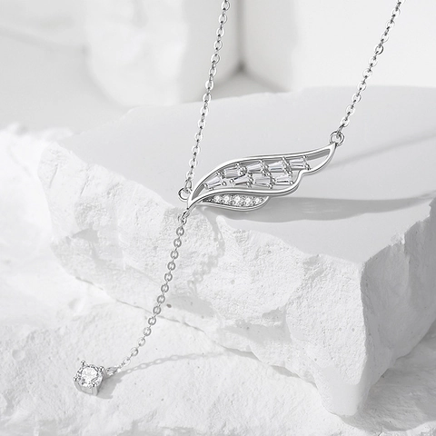 Collana con Nappa ad Ala d'Angelo in Argento Sterling 925 per Donna Elegante Ala Placcata in Platino con Strass e Catena a Y per Clavicola Gioielli