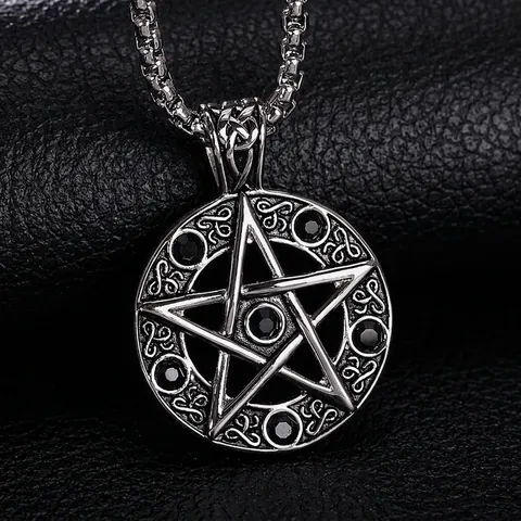 Collana con Ciondolo a Pentagramma in Acciaio al Titanio Vintage con Nodo Celtico Intarsiato con Strass Gioielli Gotici Misteriosi