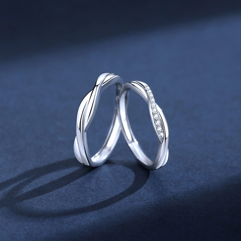 925 Sterling Silver Mobius Loop Rings For Men And Women Adjustable Twisted Zirconia Inlaid Wedding Promise Jewelry