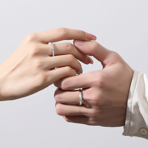 925 Sterling Silver Mobius Couple Rings Set Minimalist Adjustable Open Ring For Men Women Wedding Anniversary Jewelry Gift