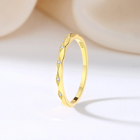 Anello Impilabile in Argento Sterling S925 per Donna Scintillante Rombico con Zirconia Intarsiata Placcato Oro Gioielli