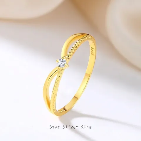 Anello Geometrico Minimalista in Argento Sterling S925 Placcato Oro Donna Elegante Intarsiato con Zirconia Anello Intrecciato Gioielli