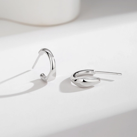 Boucles d'Oreilles Créoles en Argent Sterling 925 pour Femmes Style Français Minimaliste Géométrique Ovale Forme en C
