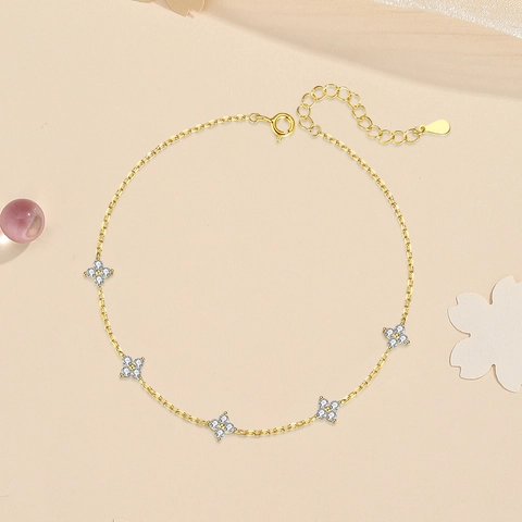S925 Sterlingsilber Vierblättriges Kleeblatt Fußkettchen Für Damen Funkelnde Zirkonia Eingelegte Verstellbare Kette Ethno-Stil Schmuck
