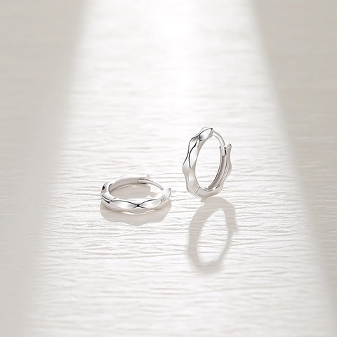 Orecchini a Cerchio Plissettati Trama a Onde Argento Sterling 925 Minimalista Geometrico Per Donne Gioielli