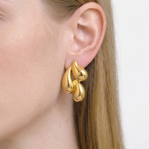 18K Gold Plated Stainless Steel Stud Earrings For Women Cluster Waterdrop Design 3D Sculptural Minimalist Waterproof