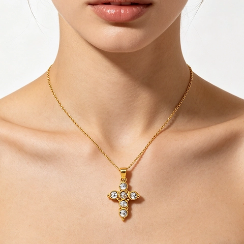 Collana Pendente Acciaio Inossidabile 304 Placcato Oro 18K Zircone Foglia Croce Cerchio Impermeabile Ipoallergenico Donne