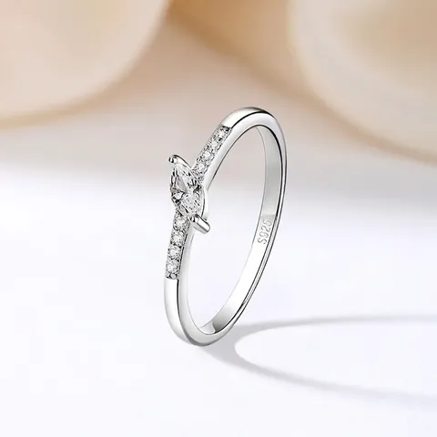 S925 Sterlingsilber Marquise Schliff Strass Ring Für Damen Minimalistisch Asymmetrisch Geometrisch Fingerring Leichter Luxus Schmuck