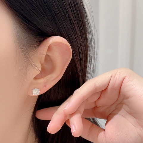 925 Sterling Silver Moissanite Stud Earrings Minimalist Round Brilliant Cut Four Prong Solitaire Earrings For Women Fine Jewelry