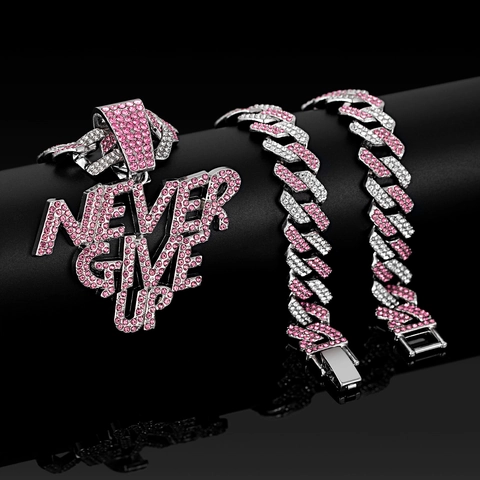 Collar con Colgante de Letras Never Give Up Hip Hop Iced Out Aleación de Zinc Strass Cadena de Eslabones Cubanos Para Hombre Mujer Joyería Streetwear