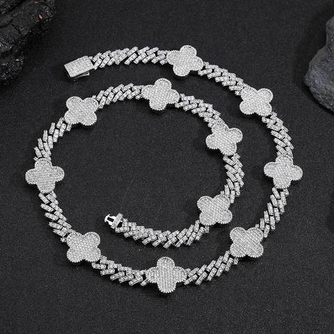 Hip Hop Cubaanse Schakelketting Met Klaver Ruit Hanger Pave Zirconia Koper Iced Out Halsketting Voor Heren Dames Sieraden