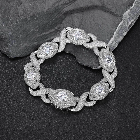Bracciale Hip Hop Infinity Malocchio Cuban Link per Uomo con Zirconia Intarsiata in Rame Placcato Oro 18K Gioielli Iced Out