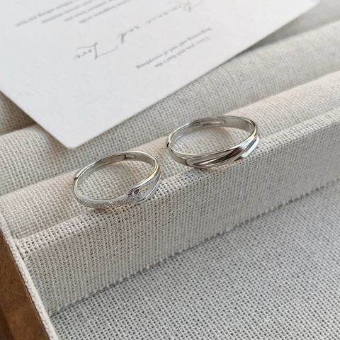 999 Sterlingsilber Paar Ringe Minimalistische Rupert-Tropfen Wellenförmige Mattierte Bandringe Verstellbarer Schmuck Geschenk