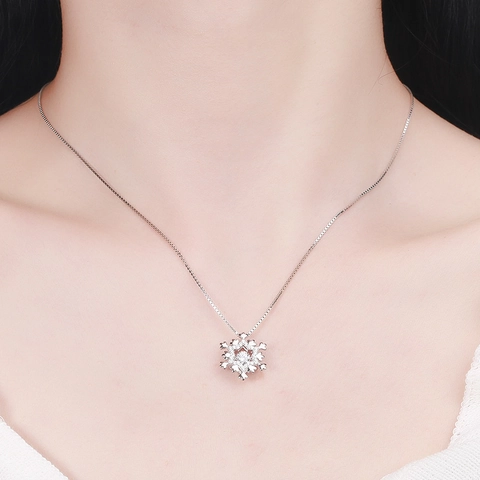Collana con Pendente a Fiocco di Neve in Argento Sterling 925 per Donna Minimalista Pietra Danzante Strass Catena Veneziana