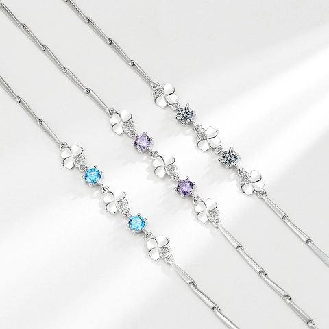 S925 Sterling Silver Four Leaf Clover Bracelet For Women Shiny Rhinestone Adjustable Chain Heart Pendant Elegant Fashion Gift