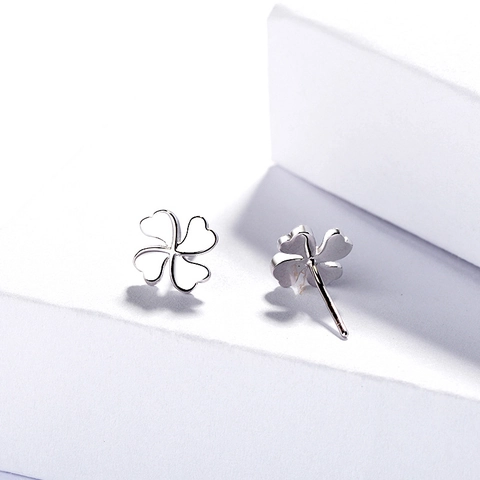 S925 Sterling Silver Four Leaf Clover Stud Earrings For Women Minimalist Heart Shape Polished Leaf Fashion Jewelry Ear Jewelry Gift