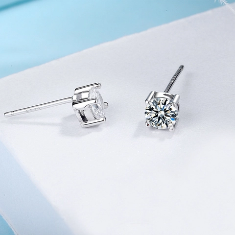 Boucles d'Oreilles Clous Tige en Argent Sterling 925 Minimalistes Zircone Cubique Ronde Serti Quatre Griffes Bijoux Femme Accessoires