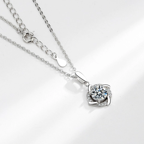 Elegant 925 Sterling Silver Moissanite Rotating Windmill Pendant Accessory For Women Trendy Geometric Jewelry No Chain Gift