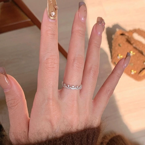Anello a Onda in Pizzo in Argento Sterling 925 per Donna Lussuoso Anello a Fascia con Intarsio di Strass Gioielli da Mano Squisiti
