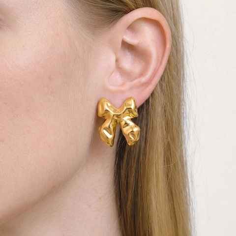 Schleifen Ohrstecker 304 Edelstahl Flüssigmetall Textur Geschmolzenes Gold Finish Wasserdicht Hypoallergen Schick Für Damen