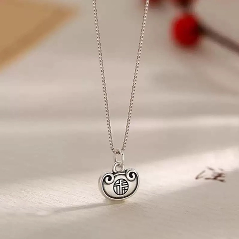 Collar con Colgante de Cerradura Ruyi de Plata 925 Vintage Con Carácter de Bendición Estilo Chino Joyería de Regalo para Mujer