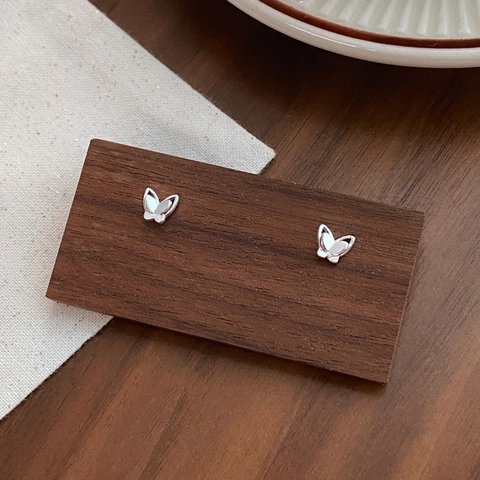 999 Argento Puro Delicati Orecchini a Bottone Doppia Farfalla Minimalista 3D Chiusura a Vite Farfalla Gioielli per Donna