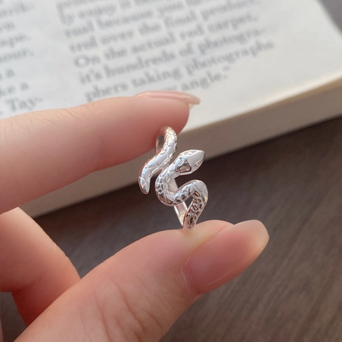 Anillo de Serpiente de Plata de Ley S925 para Mujer Anillo Abierto Ajustable Minimalista Con Textura de Escamas Diseño de Animal Joyería de Moda